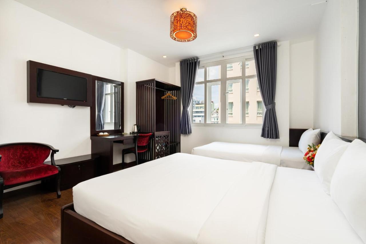 A&A Toronto Hotel Хошимин Екстериор снимка