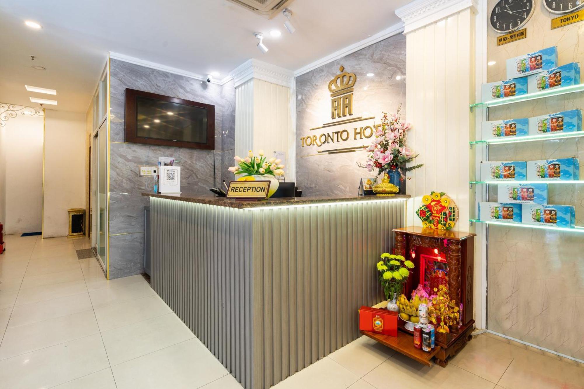 A&A Toronto Hotel Хошимин Екстериор снимка